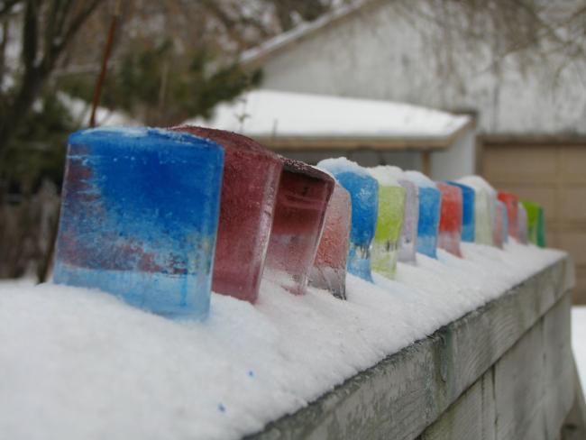 De la couleur sur la neige